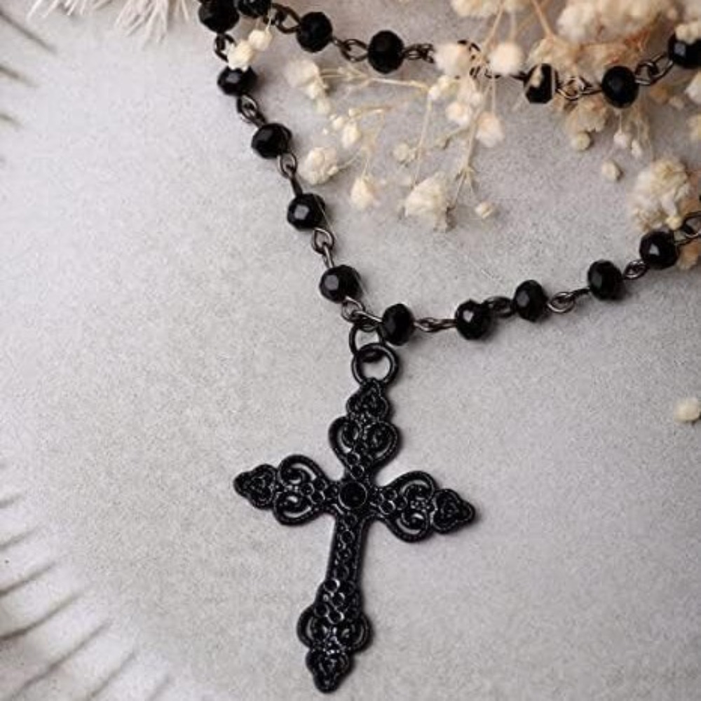 Naszyjnik damski z czarnymi ko – Women'S Vampire Accessories recenzja i cena